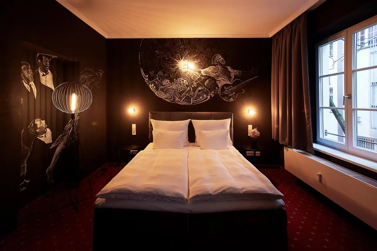 Wdrei Hotel Мюнхен Германия